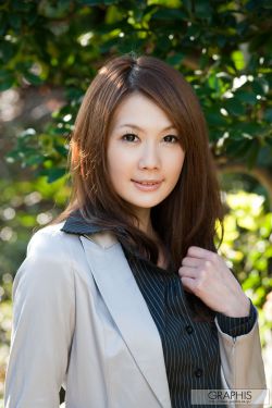 李克伟